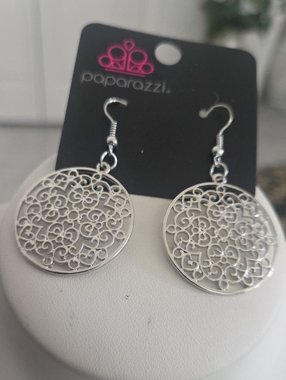 Paparazzi Fancy Filigree Silvef Rarrings NWT